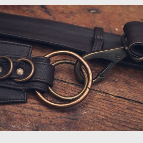 Hip bag belt / festival pouch belt / real leather belt bag/ Fanny pack - Picture 4 of 9